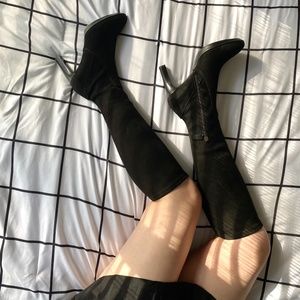 Brand New Italian Designer Aquatalia Suede Boots With Sleeper bag